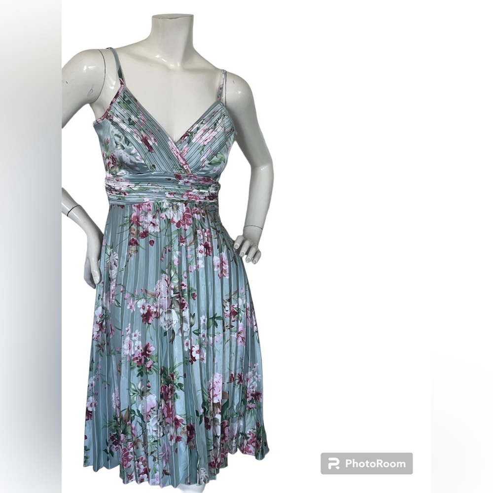 Mint Floral Satin Pleated Dress S